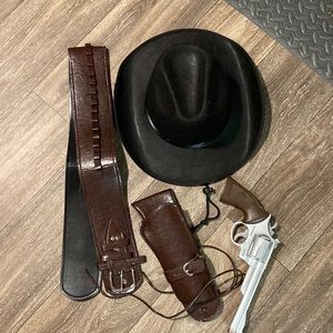 Halloween cowboy costume accessories